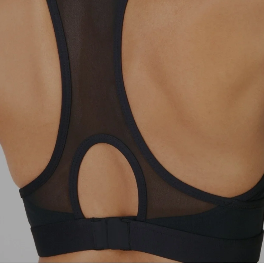 Fabletics blare zip up high impact sports bra